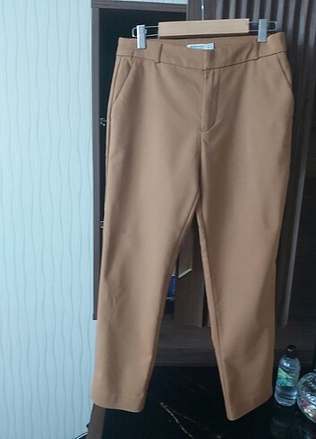 Stradivarius Kadın Pantolon 