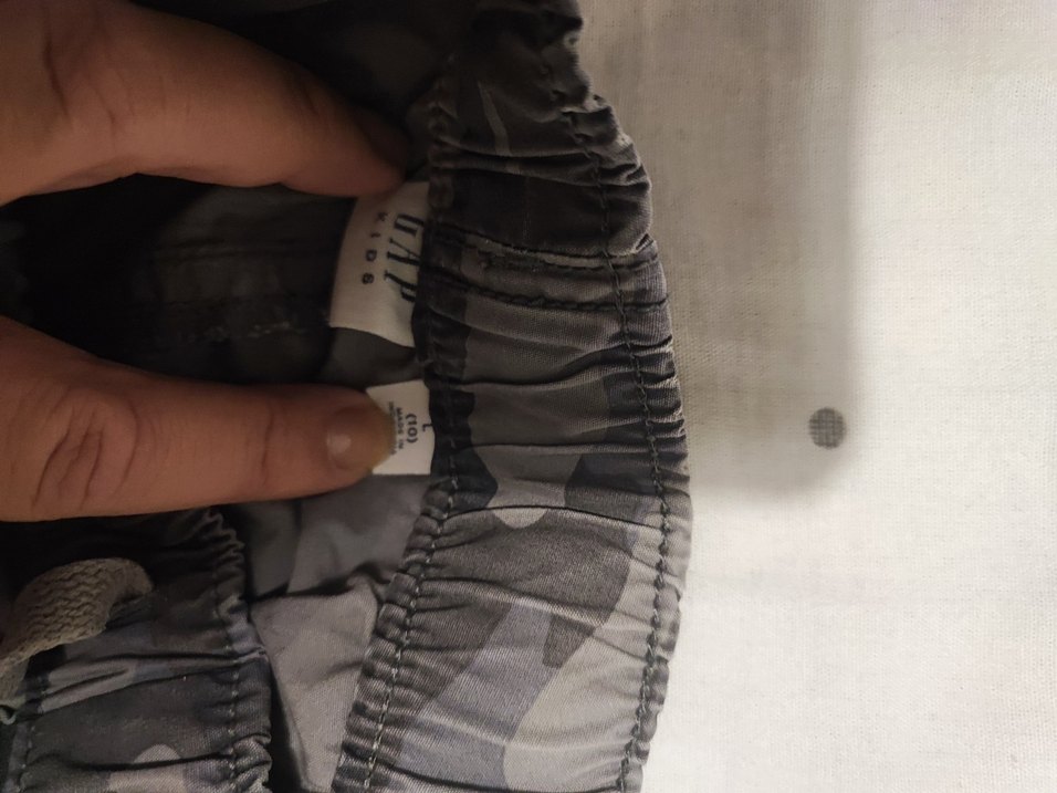 Erkek Gri Kamuflaj Bol Kesim Kemerli Şort - Görsel 3