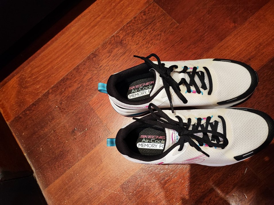 Skechers Orijinal Spor Ayakkabi- 1 kez giyildi. - Görsel 3