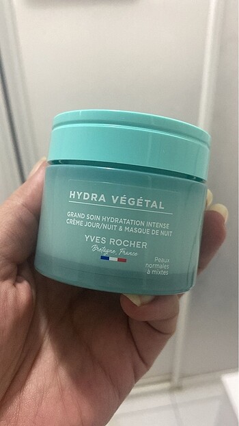 Yves Rocher cilt bakım seti 4 parça yeni faturalı