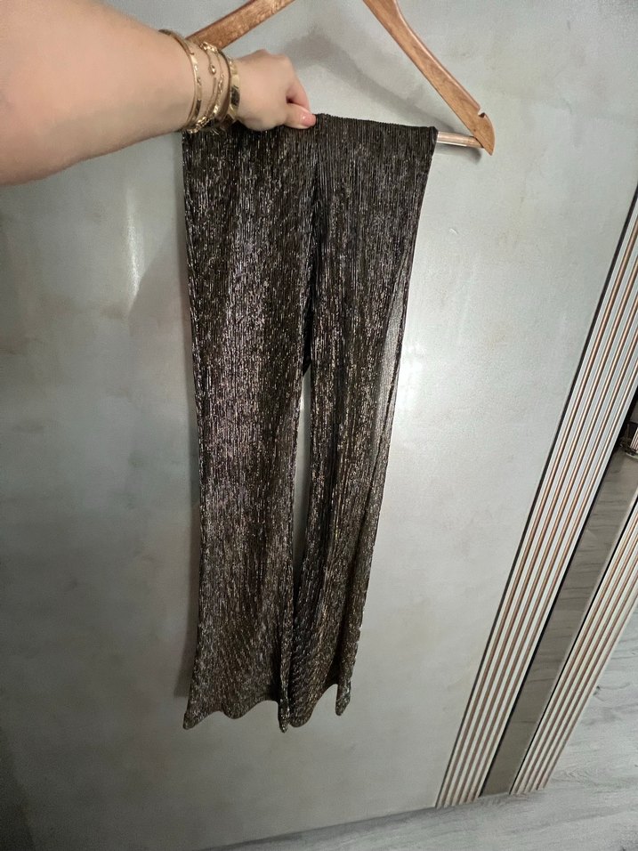 Transparan Parlak Balıkçı Yaka Kadın Bluz ve Pantolon - Görsel 3