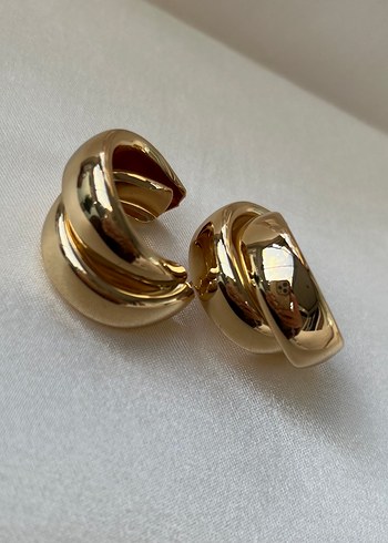 Parlak Gold Küpeler - Görsel 2