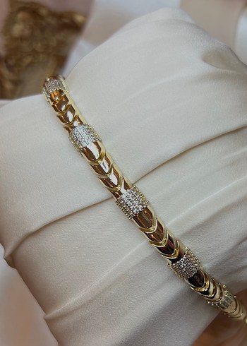 14 K görünümlü zirkon taşlı çelik vip bileklik - Görsel 3