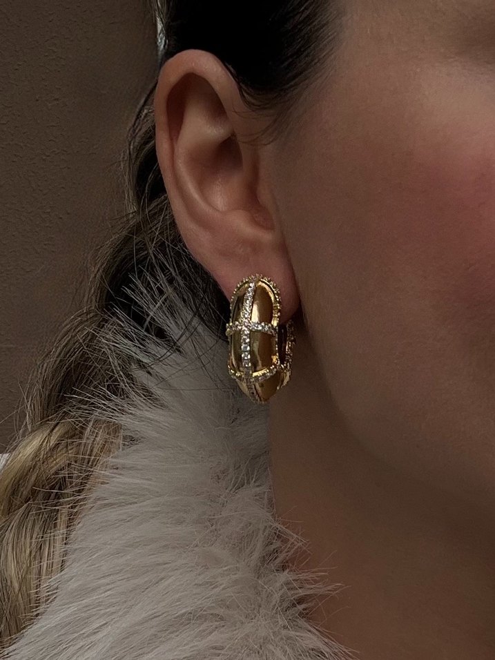 Zirkon Taşlı Gold Çelik Küpe - Görsel 2