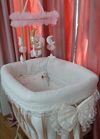 Ahşap Beşik