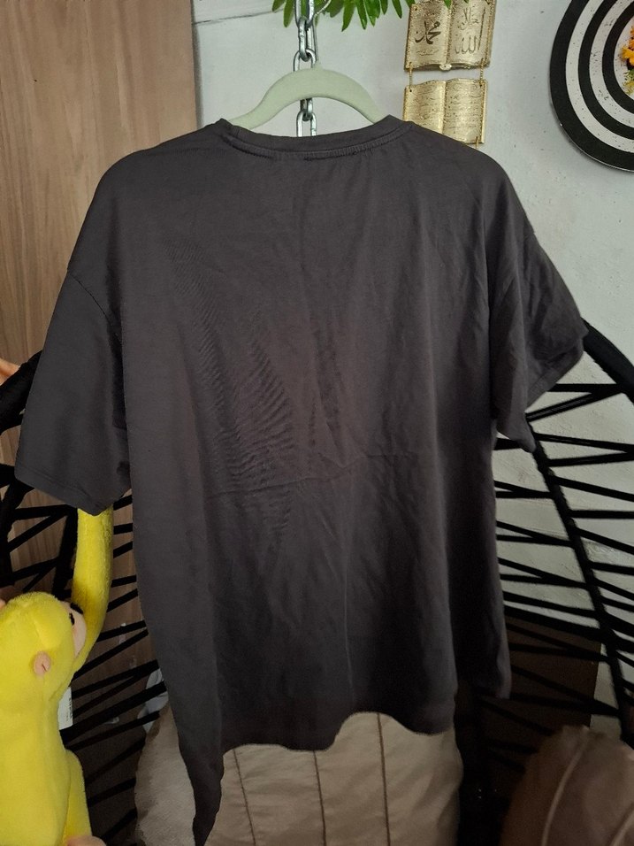 Gri Baskılı Kısa Kollu Salaş Tişört - Görsel 3