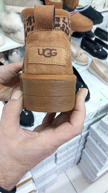 Ugg UGG Bot