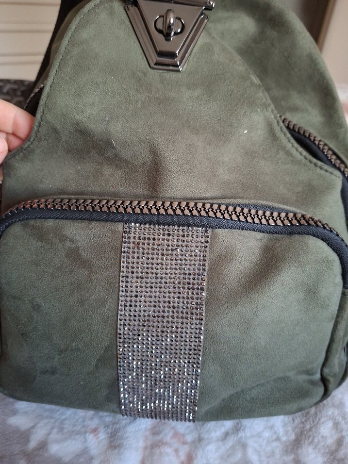 Nakışlı Kadın Süet Sırt Çantası - Görsel 2