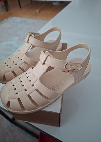 Kız Çocuk Bej Tokalı Sandalet - Görsel 5