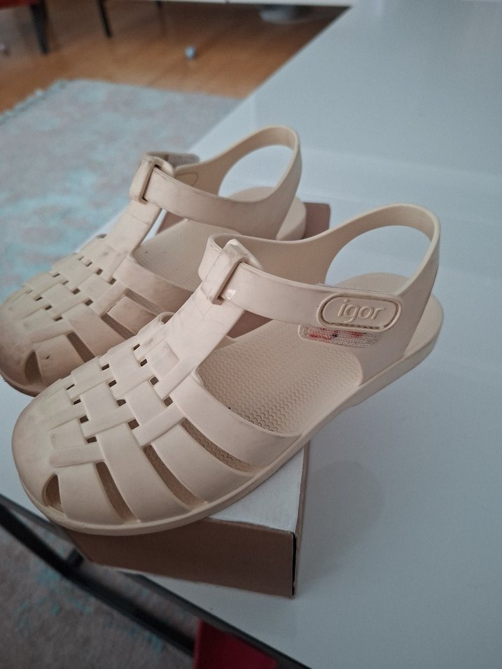 Kız Çocuk Bej Tokalı Sandalet - Görsel 5