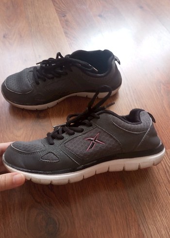 #Kinetix Bağcıklı Kadın Spor Ayakkabı