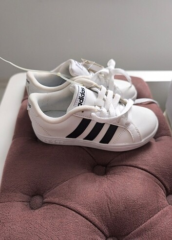 Adidas orijinal çocuk ayakkabısı