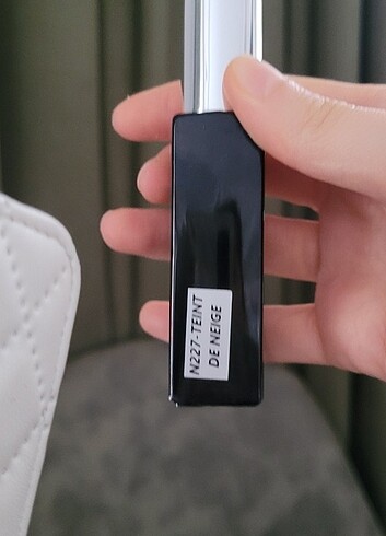 Diğer Toplam 8 ürün lira maitresse baiser vole sovissma teint neij jea