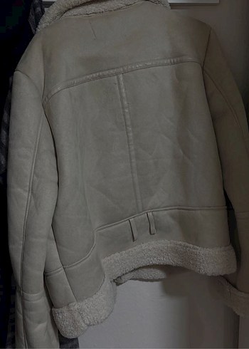 Kürklü Bej Süet Kadın Ceket Stradivarius - Görsel 7