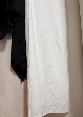 Taşlı Straplez Beyaz Uzun elbise - Görsel 3