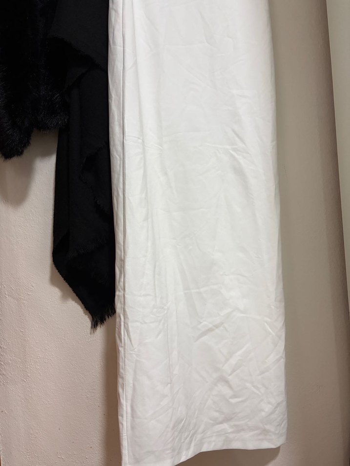 Taşlı Straplez Beyaz Uzun elbise - Görsel 3