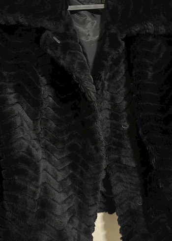 Kadın Siyah Kürk Detaylı Midi Ceket - Görsel 3
