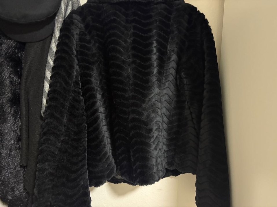 Kadın Siyah Kürk Detaylı Midi Ceket - Görsel 5