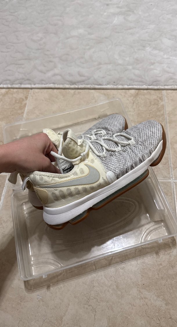 Gri Beyaz Bağcıklı Kadın Spor Ayakkabı - Görsel 5