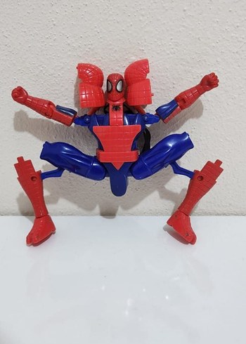 Kırmızı Mavi Renkli Aksiyon Figürü - Görsel 3