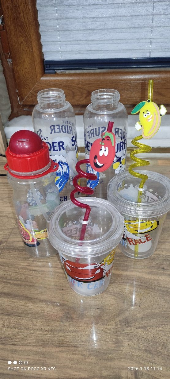 Renkli Çocuk Sulukları ve Pipetli Bardaklar - Görsel 2