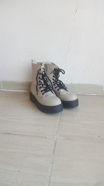 Yeni gibi