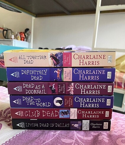 Charlaine Harris True Blood Serisi