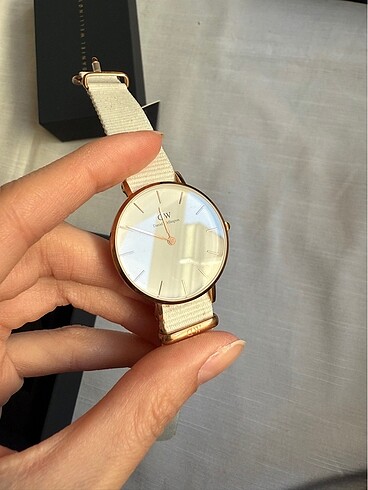 Beden Daniel Wellington Petite Dover Saat