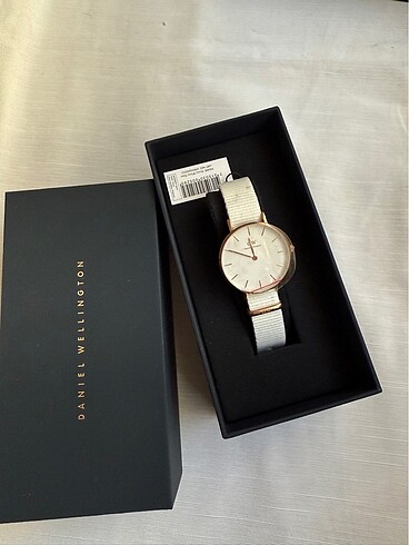Daniel Wellington Daniel Wellington Petite Dover Saat