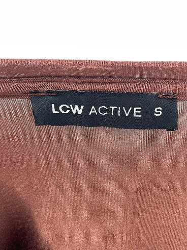 LC Waikiki T-shirt %70 İndirimli. - Görsel 4