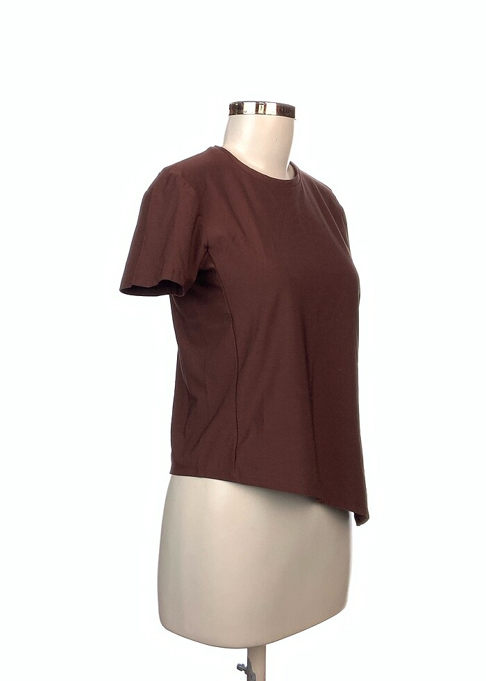 LC Waikiki T-shirt %70 İndirimli. - Görsel 2