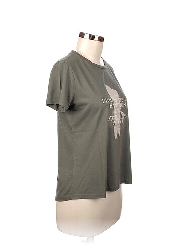 Defacto Defacto T-shirt %70 İndirimli.