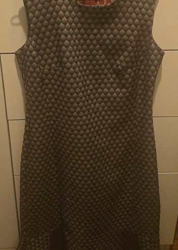 Düz Sıfır Yaka Kolsuz Midi Elbise - Görsel 2