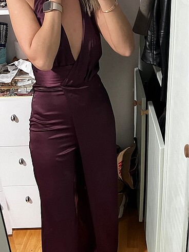 Zara Saten tulum