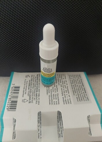 Beden Kiehl's truly targeted blemish-clearing solution