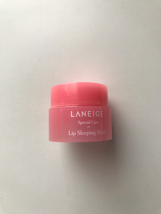 Laneige Lip Sleeping Mask-Berry-Küçük Boy-3 gr Banila Co Makyaj 