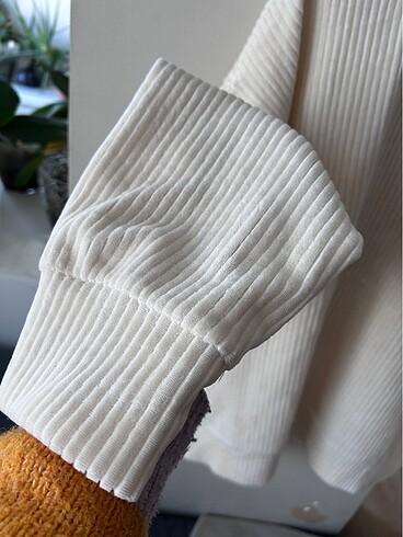 l Beden HM kadife sweatshirt