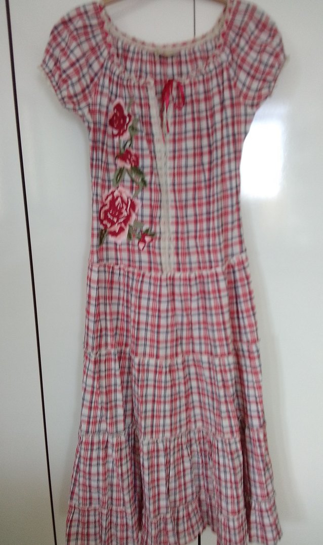 Nakışlı, çiçek işlemeli elbise - Görsel 2