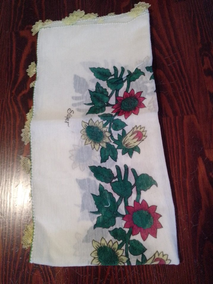 Dantel Kenarlı Vintage Kadın Fular - Görsel 4