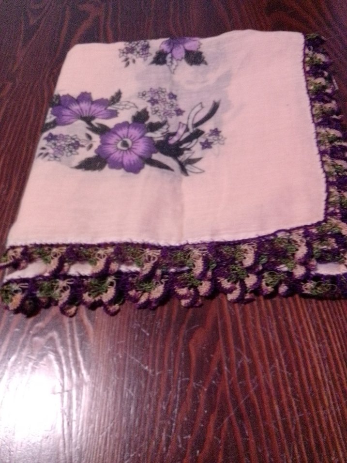 Mor Dantel Detaylı Kadın Eşarp - Görsel 2