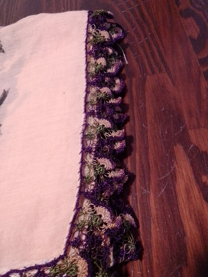 Mor Dantel Detaylı Kadın Eşarp - Görsel 4