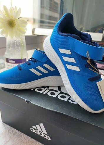 Erkek çocuk spor ayakkabı adidas