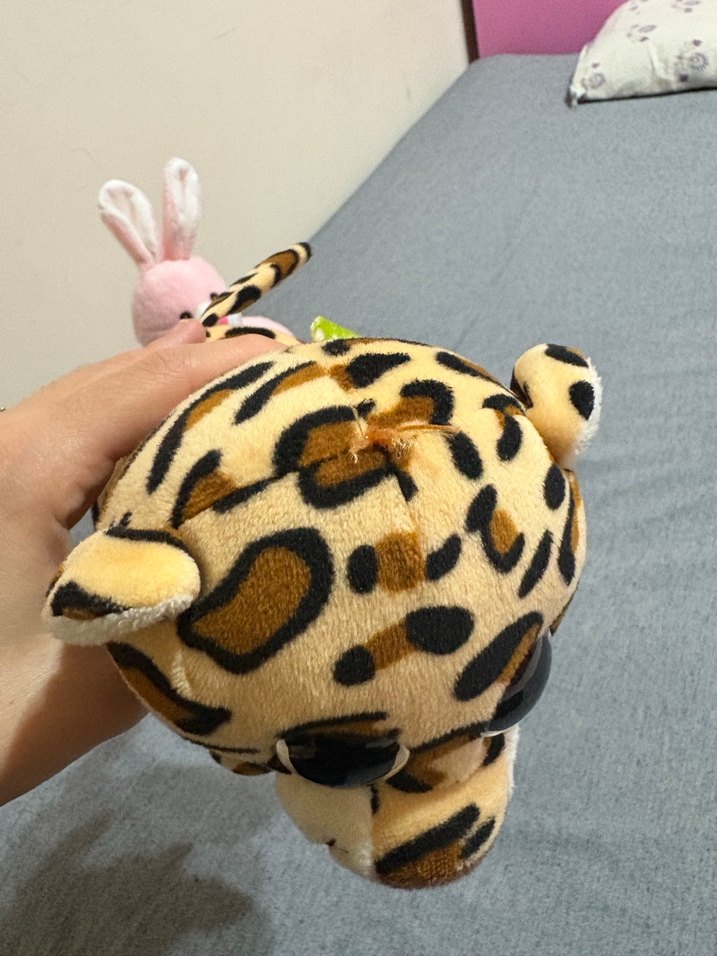 Renkli Peluş Oyuncaklar - Pembe Tavşan ve Leopar - Görsel 4