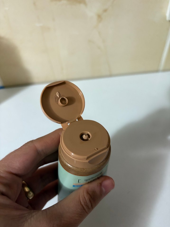 Garnier BB Krem Hyaluronik Aloe Light - Görsel 2