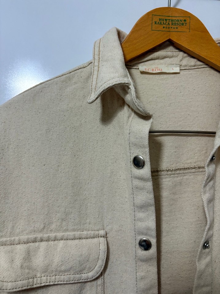 Düğmeli Bej Kadın Ceket - Görsel 3