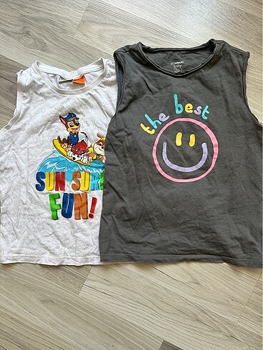 Lc Waikiki Kolsuz Tshirt 5 yaş