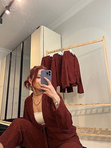 Zara Teddy takım
