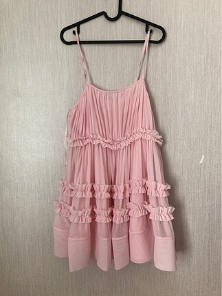 Pembe elbise