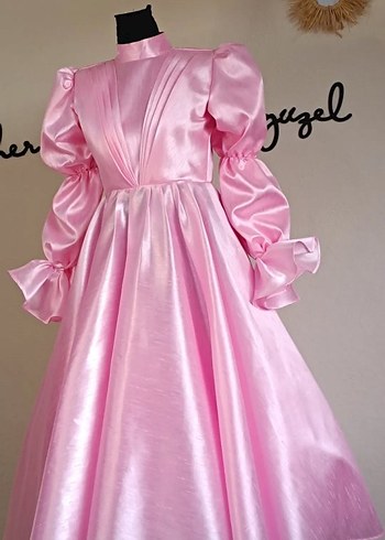 Pembe Uzun Kollu Drapeli Kadın Abiye - Görsel 2