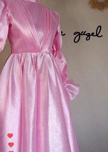 Pembe Uzun Kollu Drapeli Kadın Abiye - Görsel 3